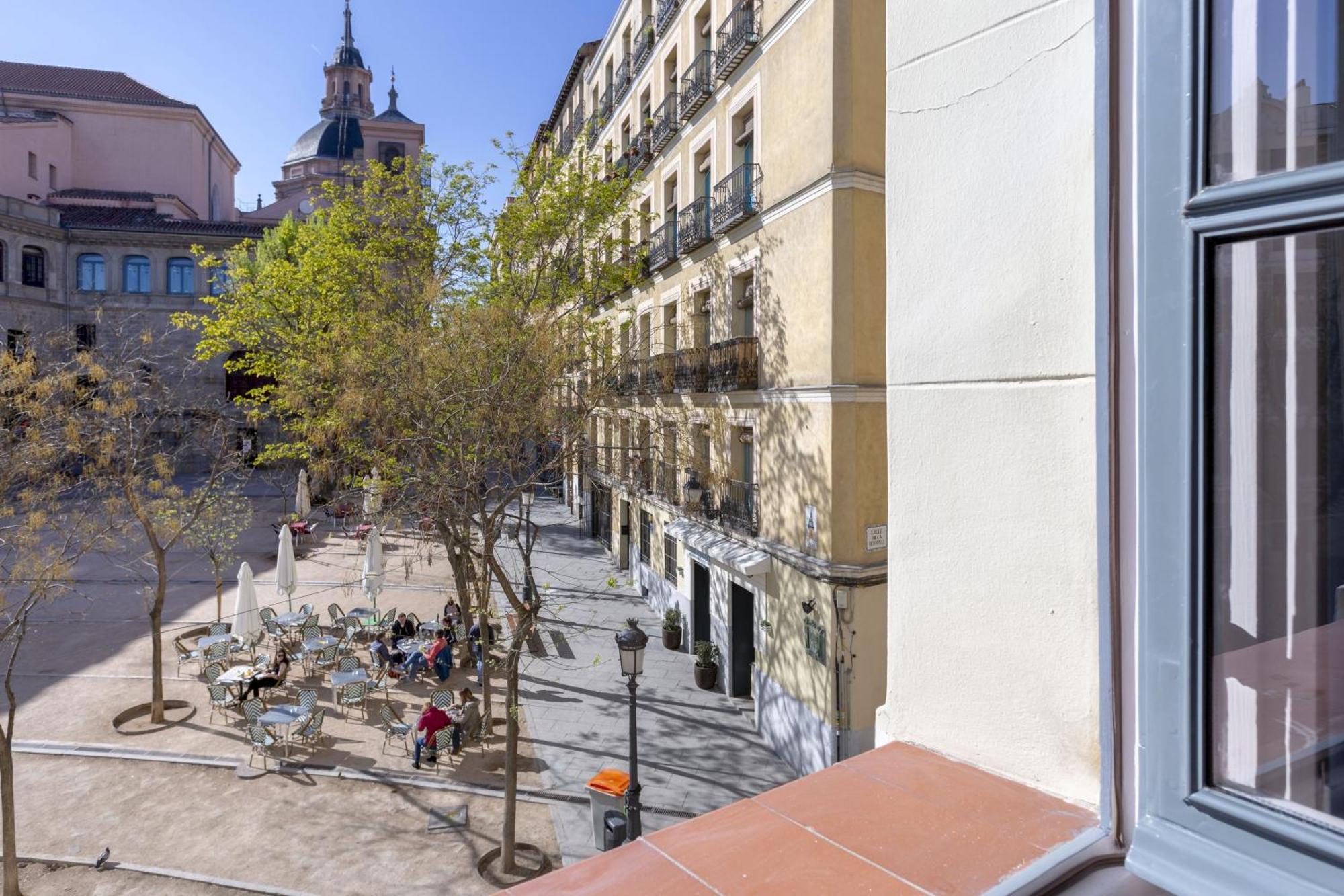 Precioso Apt En La Plaza De La Paja Latina Madrid Esterno foto