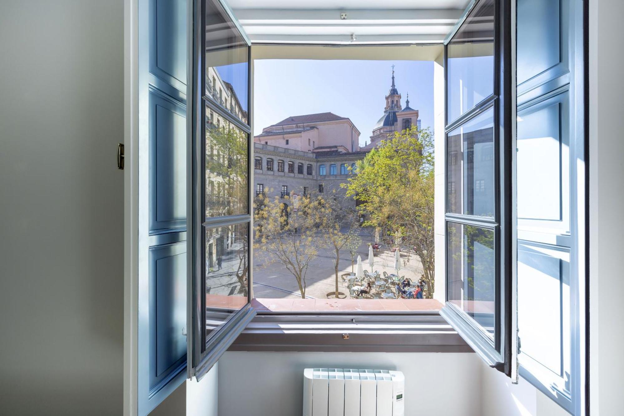 Precioso Apt En La Plaza De La Paja Latina Madrid Esterno foto
