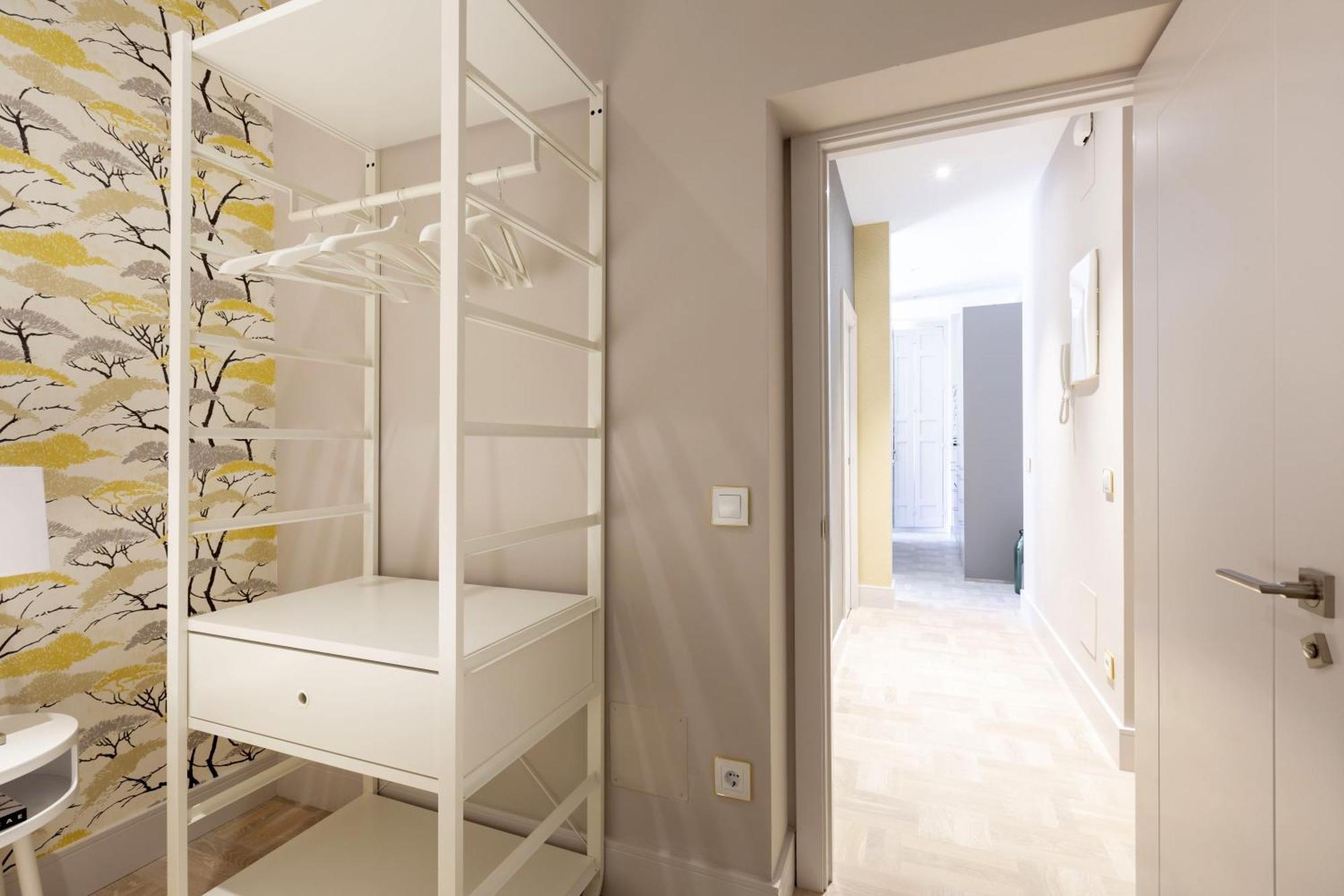 Precioso Apt En La Plaza De La Paja Latina Madrid Esterno foto